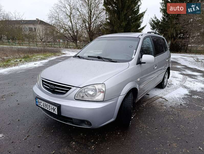 Kia Carens (2003)