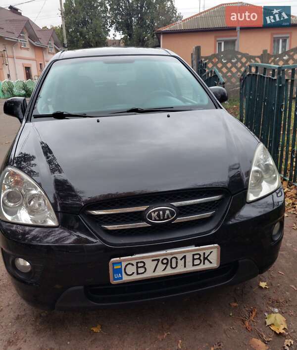 Kia Carens (2008)