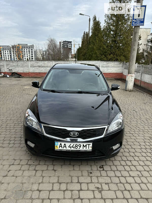 Kia Ceed (2012)