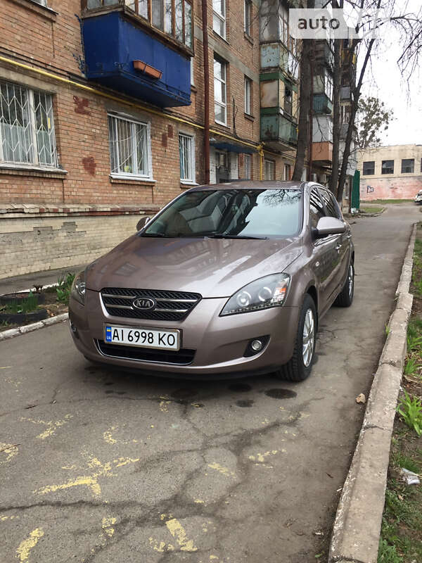Kia Cee'd (2008)