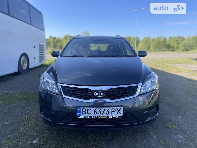 Kia Ceed (2009)