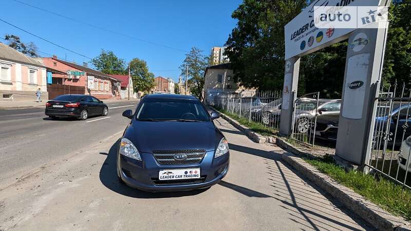 Kia Ceed (2008)