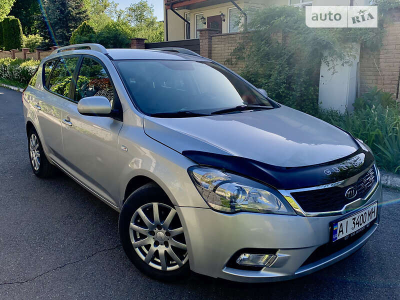 Kia Ceed (2010)
