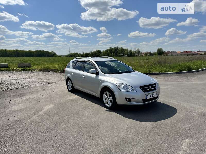 Kia Ceed (2008)