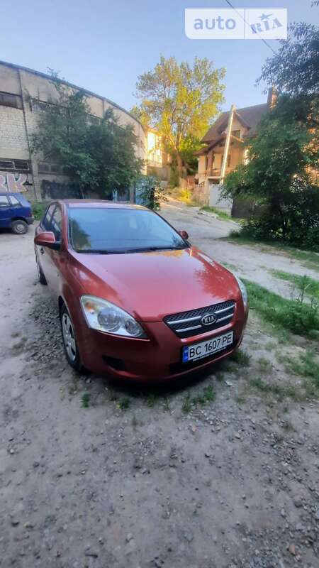 Kia Ceed (2009)