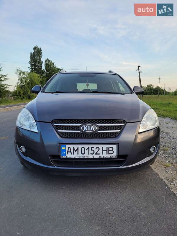 Kia Ceed (2008)