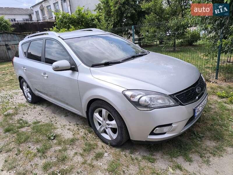 Kia Ceed (2010)