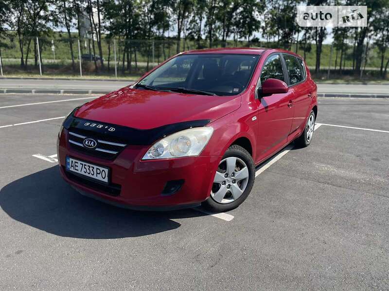 Kia Ceed (2007)