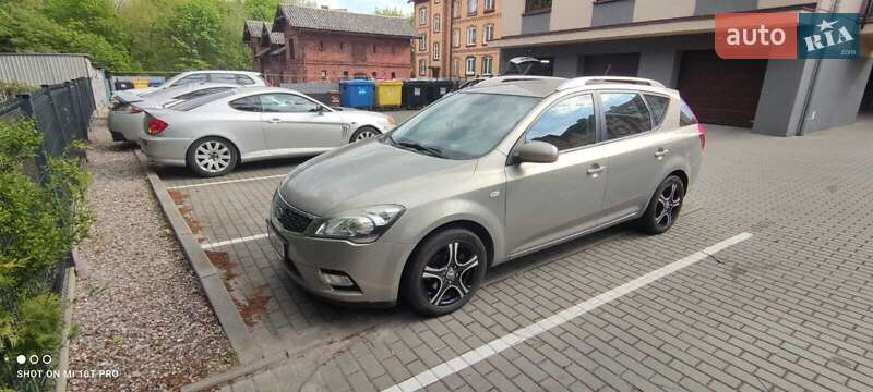 Kia Ceed (2011)