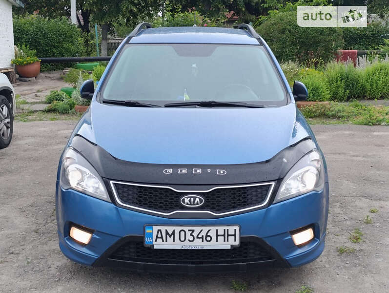 Kia Ceed (2011)