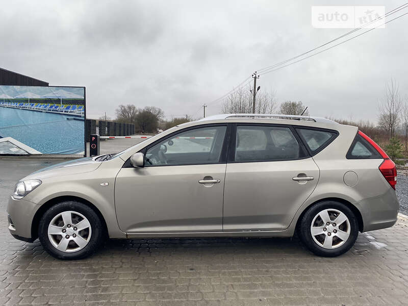 Kia Ceed (2010)