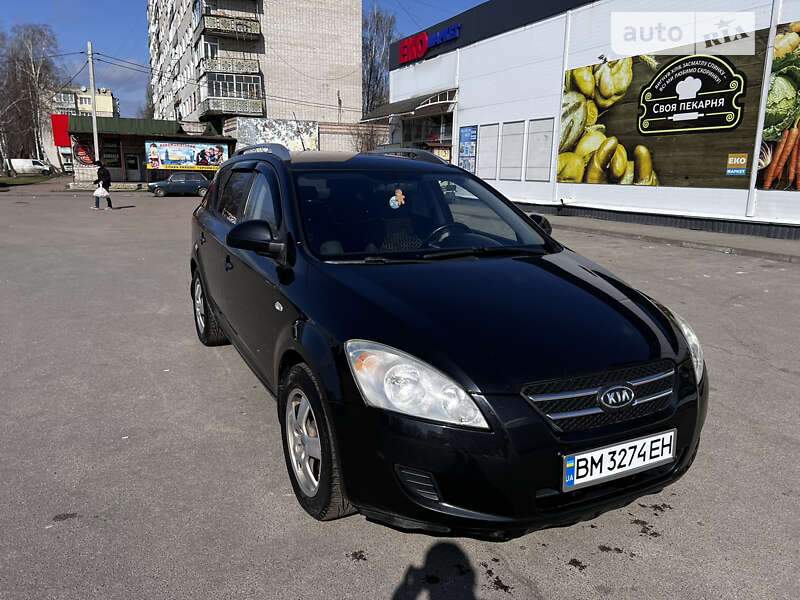 Kia Cee'd (2007)