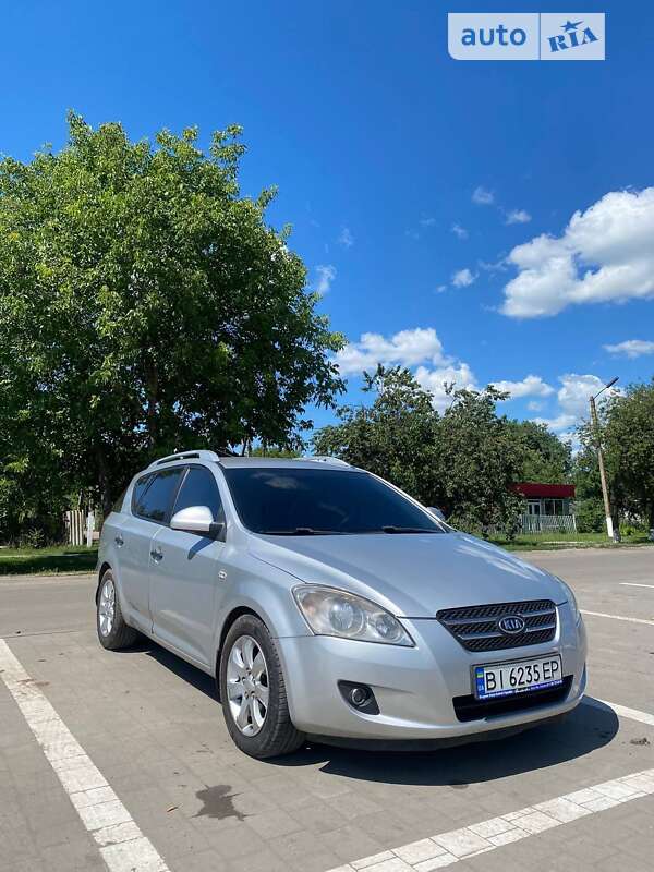 Kia Ceed (2008)