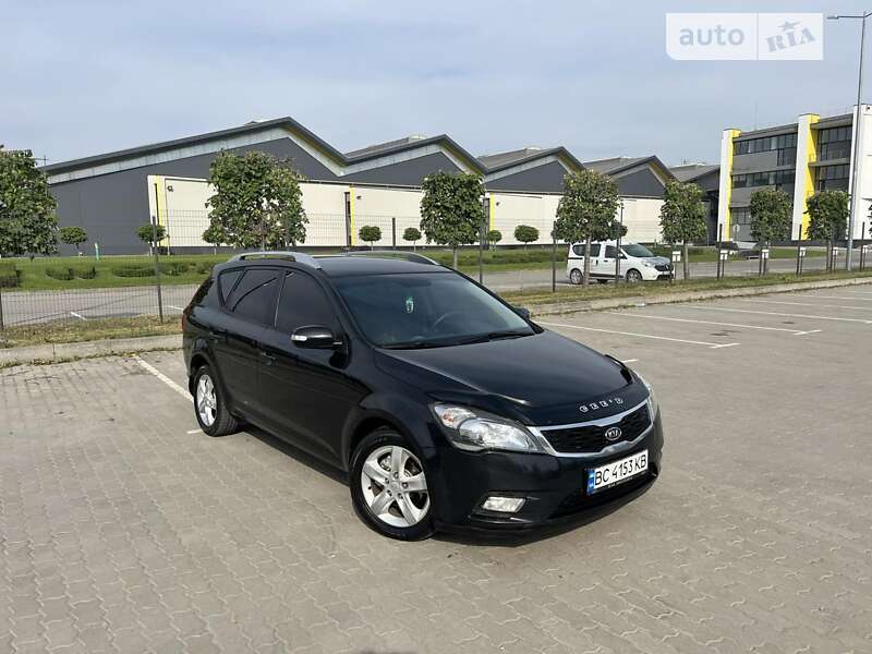 Kia Ceed (2010)