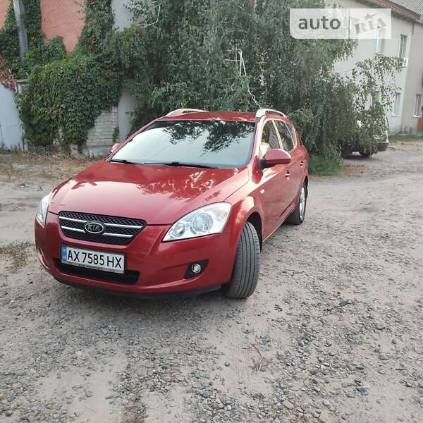 Kia Cee'd (2008)
