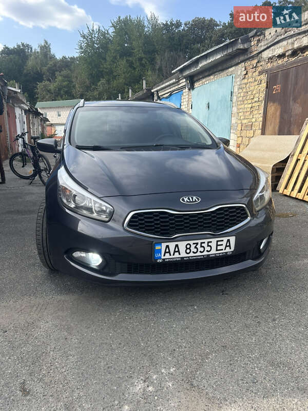 Kia Ceed (2013)