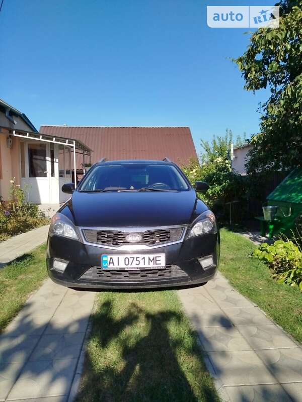 Kia Ceed (2011)
