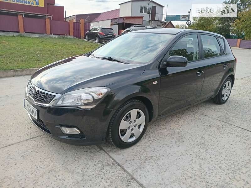 Kia Ceed (2009)