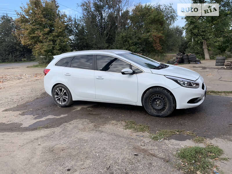 Kia Ceed (2013)