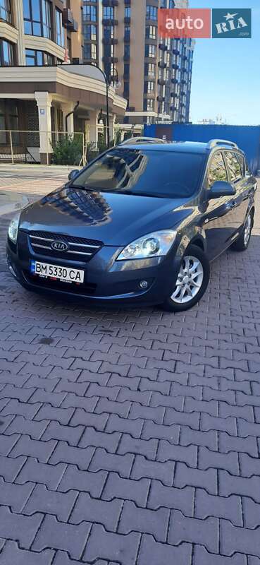 Kia Ceed (2008)