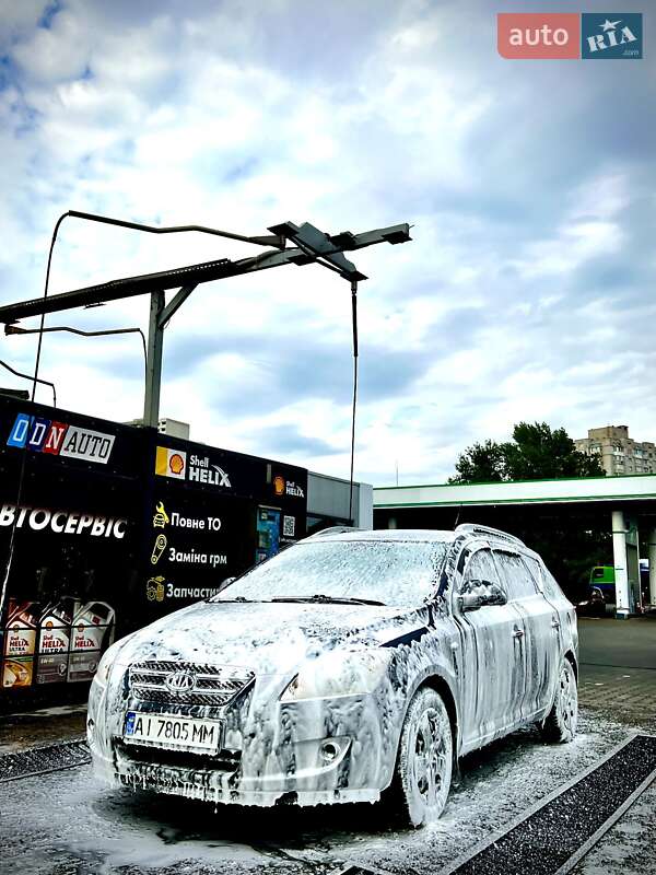 Kia Cee'd (2009)