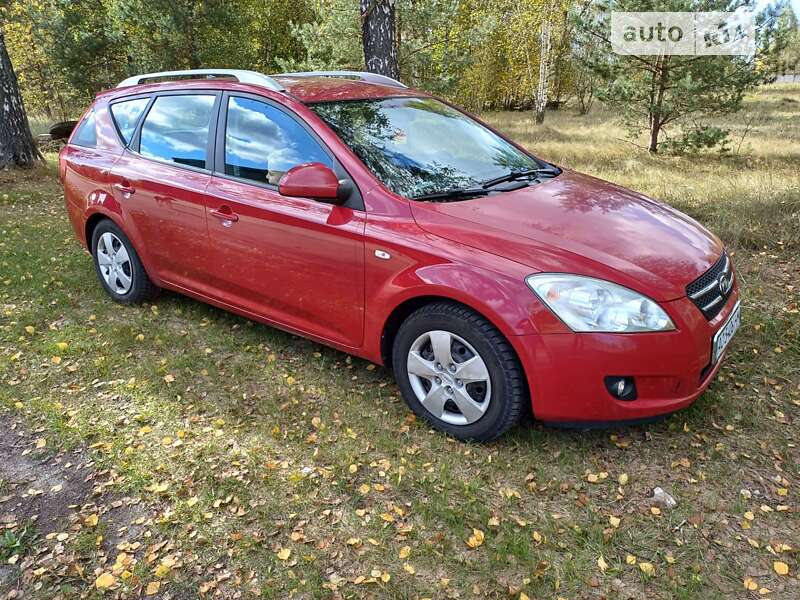 Kia Cee'd (2008)
