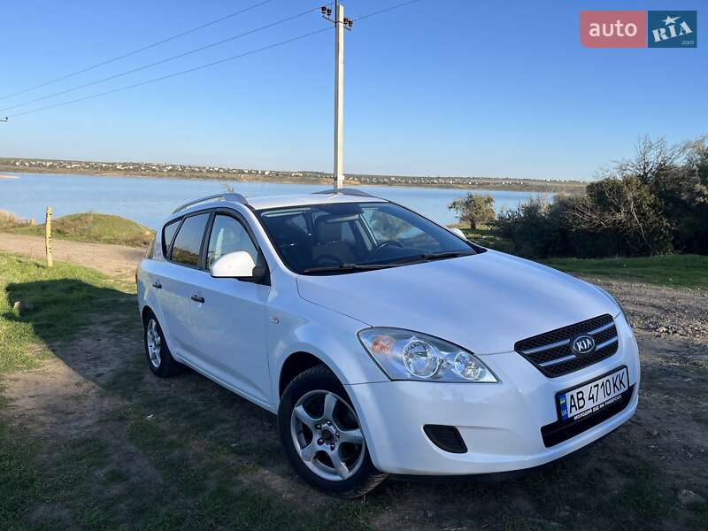 Kia Ceed (2009)