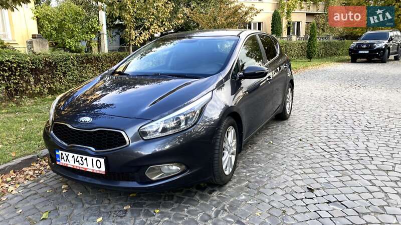 Kia Cee'd (2013)