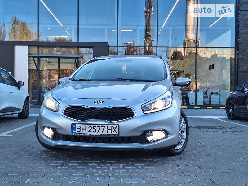 Kia Ceed (2013)
