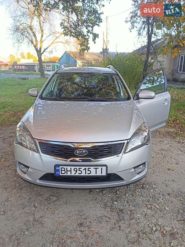 Kia Ceed (2009)