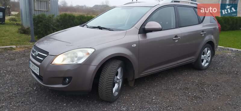 Kia Ceed (2007)