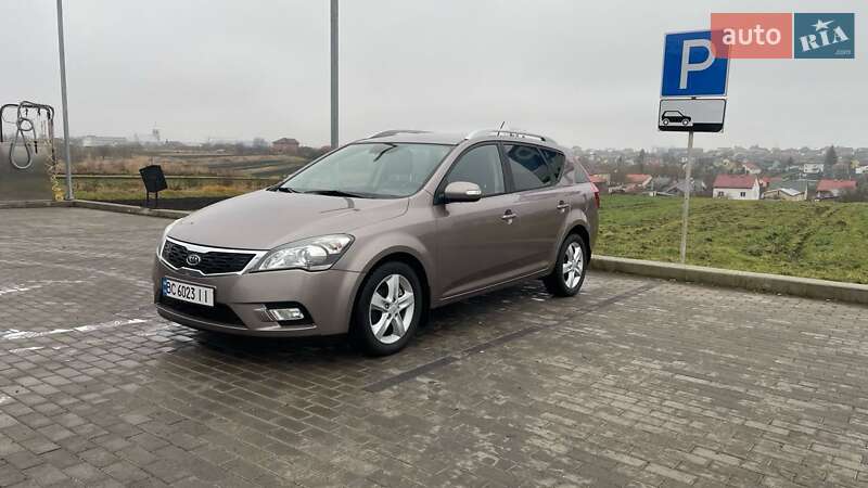 Kia Ceed (2009)