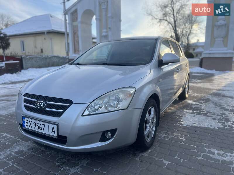 Kia Cee'd (2007)