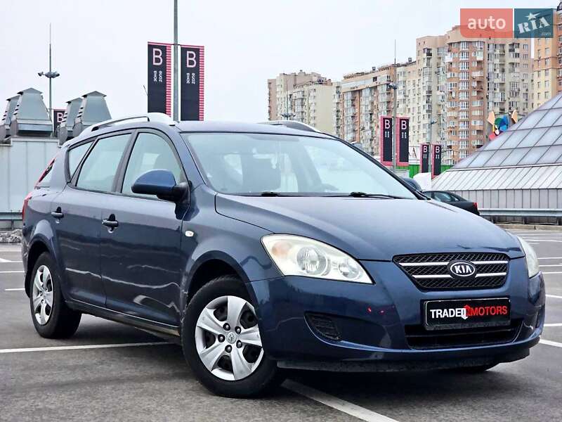 Kia Ceed (2008)