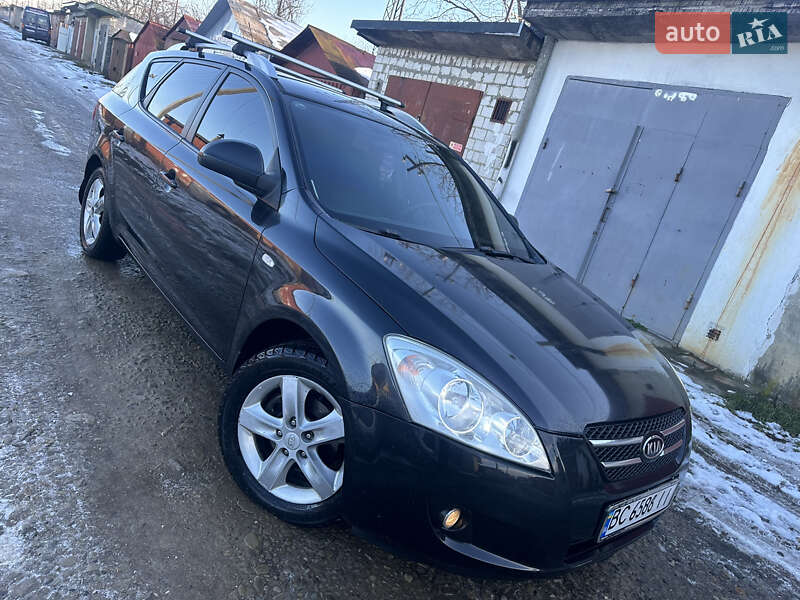 Kia Ceed (2008)