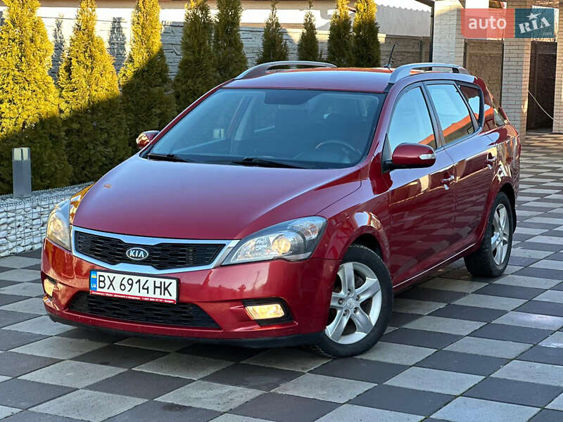 Kia Ceed (2011)
