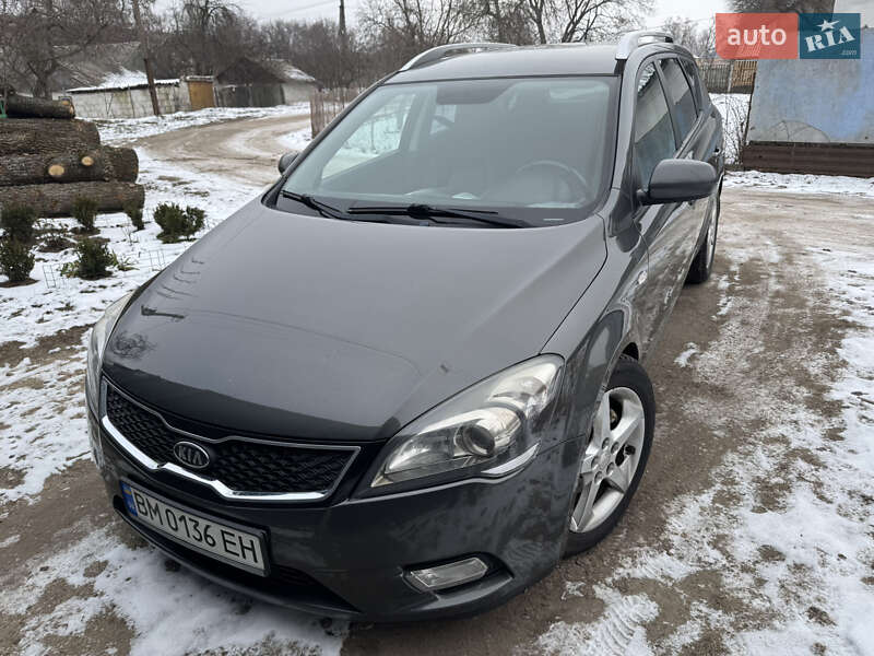 Kia Ceed (2012)
