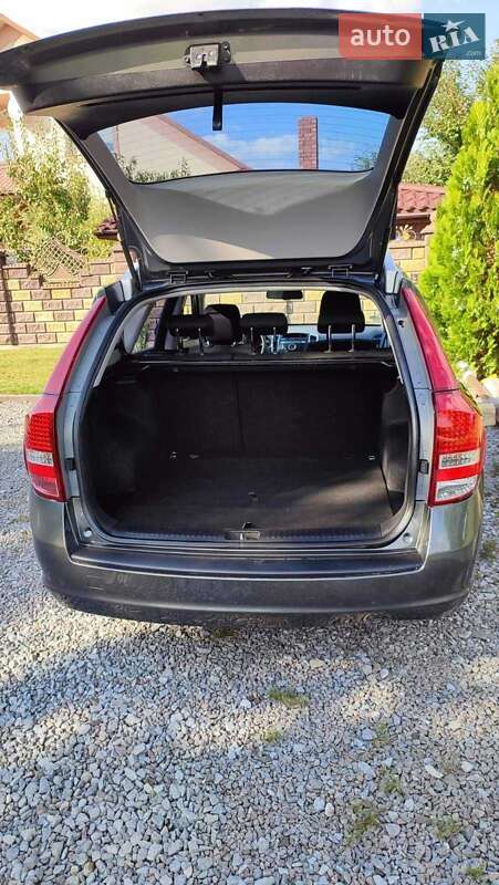 Kia Ceed (2011)