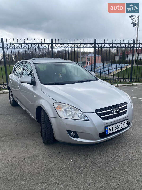 Kia Ceed (2007)