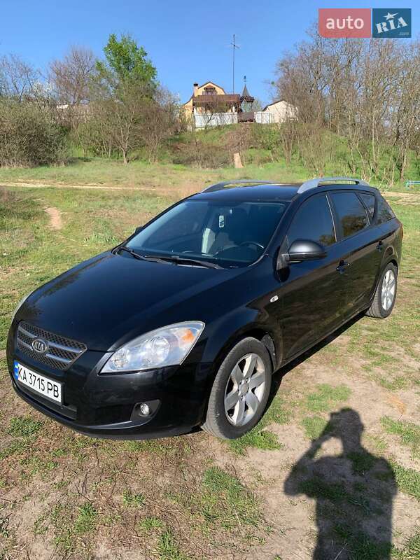 Kia Ceed (2007)