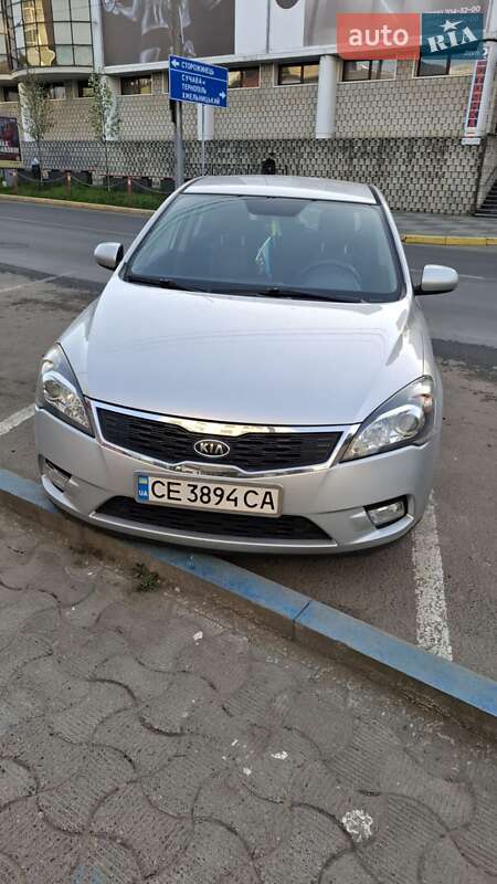 Kia Ceed (2010)