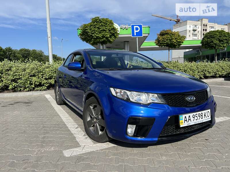 Kia Cerato koup (2011)