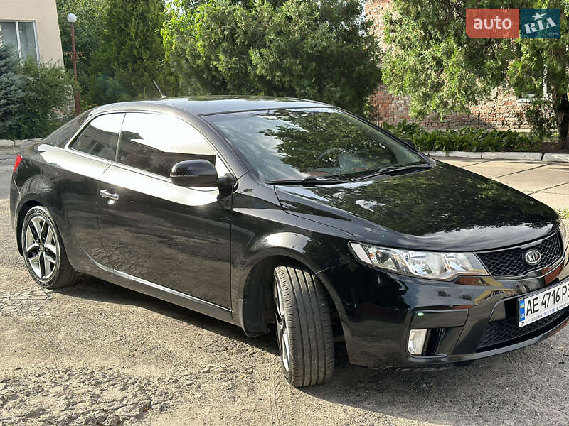 Kia Cerato koup (2011)