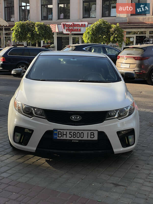 Kia Cerato koup (2011)