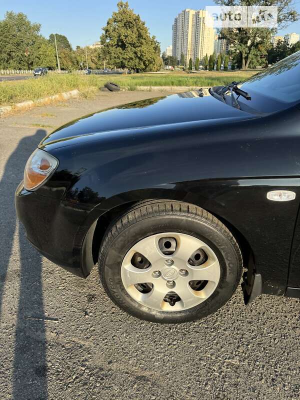 Kia Cerato (2008)
