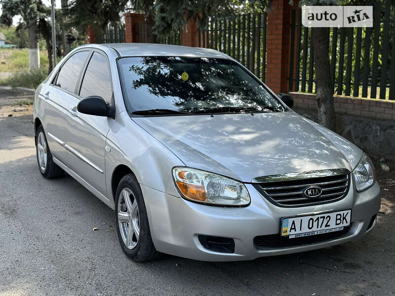 Kia Cerato (2008)