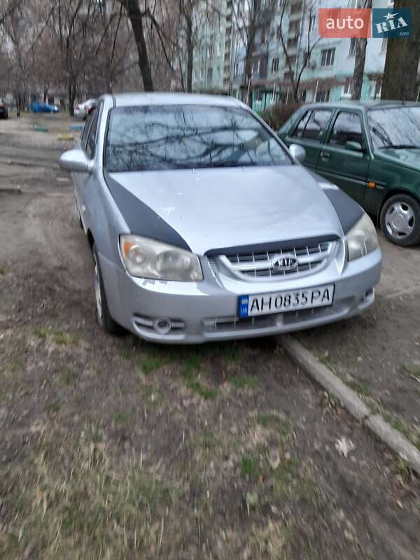 Kia Cerato (2006)
