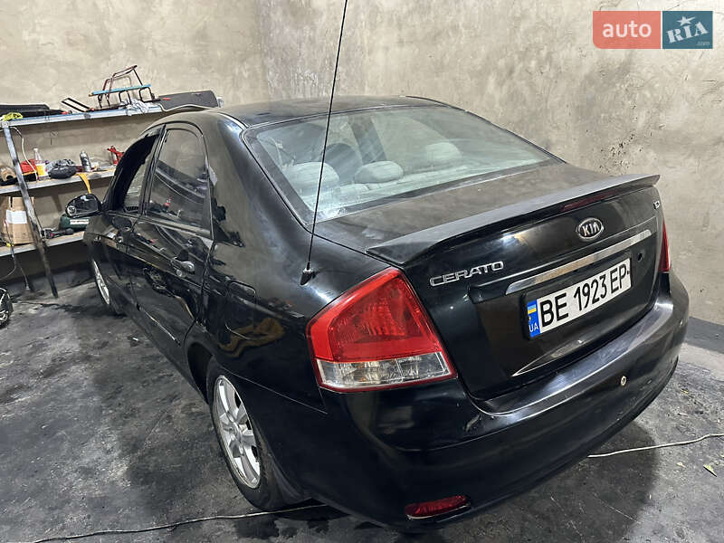 Kia Cerato (2008)