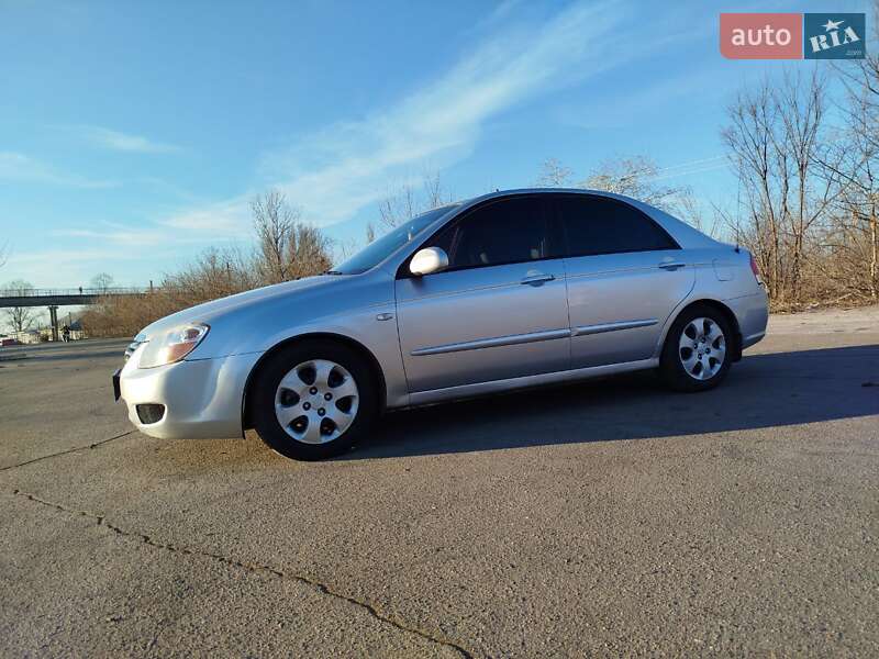 Kia Cerato (2008)