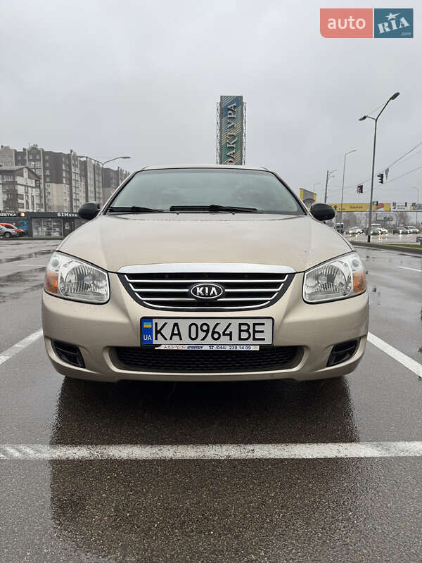 Kia Cerato (2007)